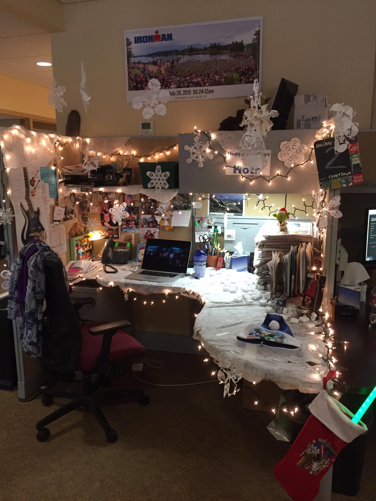 ROOST Announces Winners Of Cubicle Decorating Contest Regional Office 