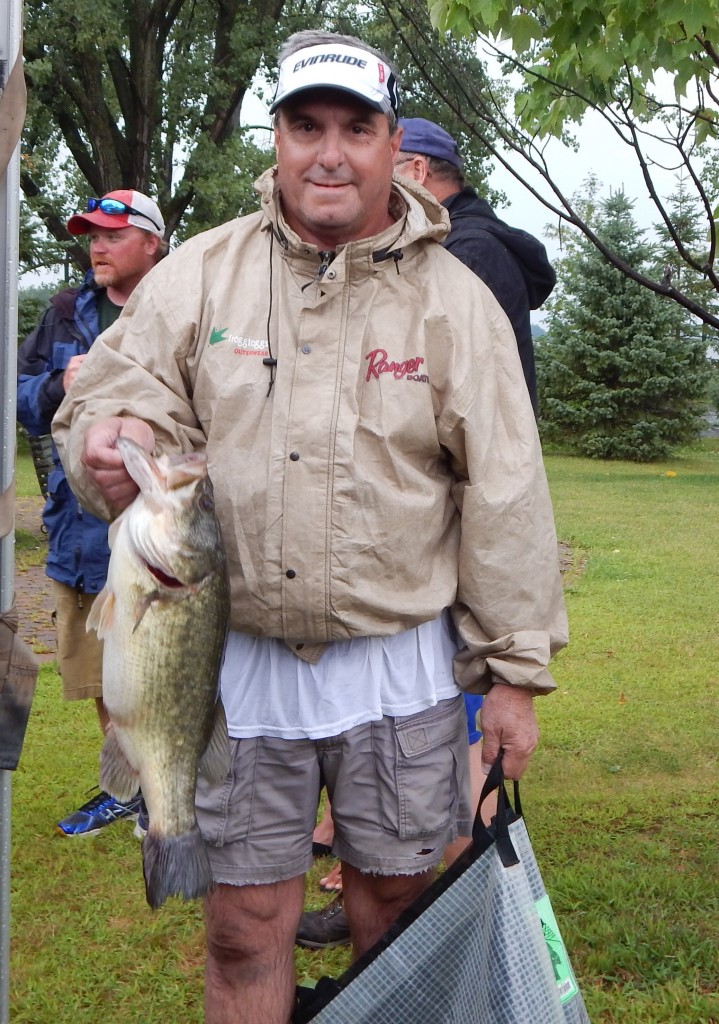 Mike La Pointe hauls the day one lunker.